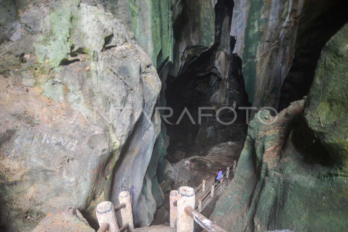 WISATA GUA NGALAU PAYAKUMBUH ANTARA Foto