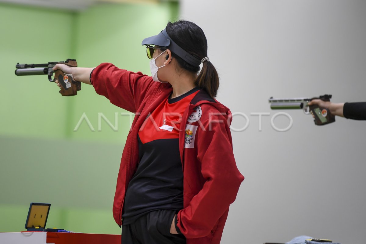 FINAL MENEMBAK 10 METER AIR PISTOL WOMEN ISSF GRAND PRIX ANTARA Foto