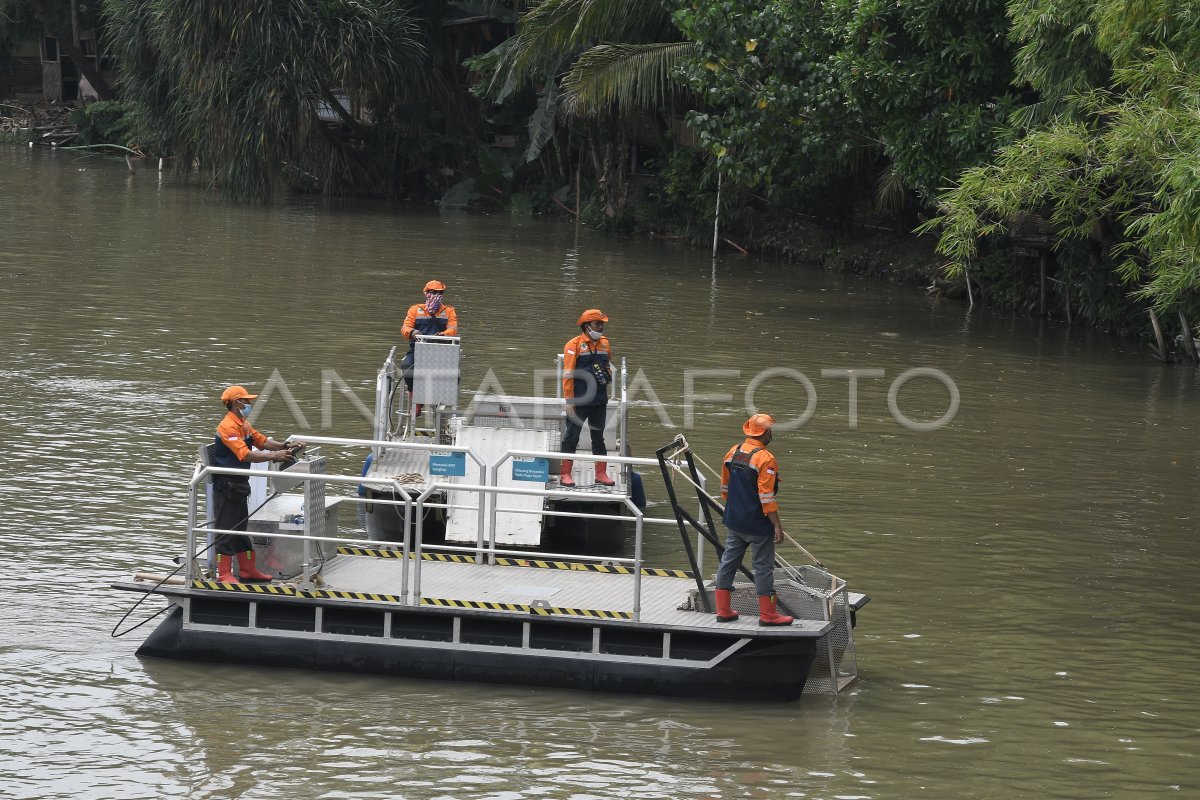 Target Kunjungan Wisatawan Ke Jawa Barat Antara Foto