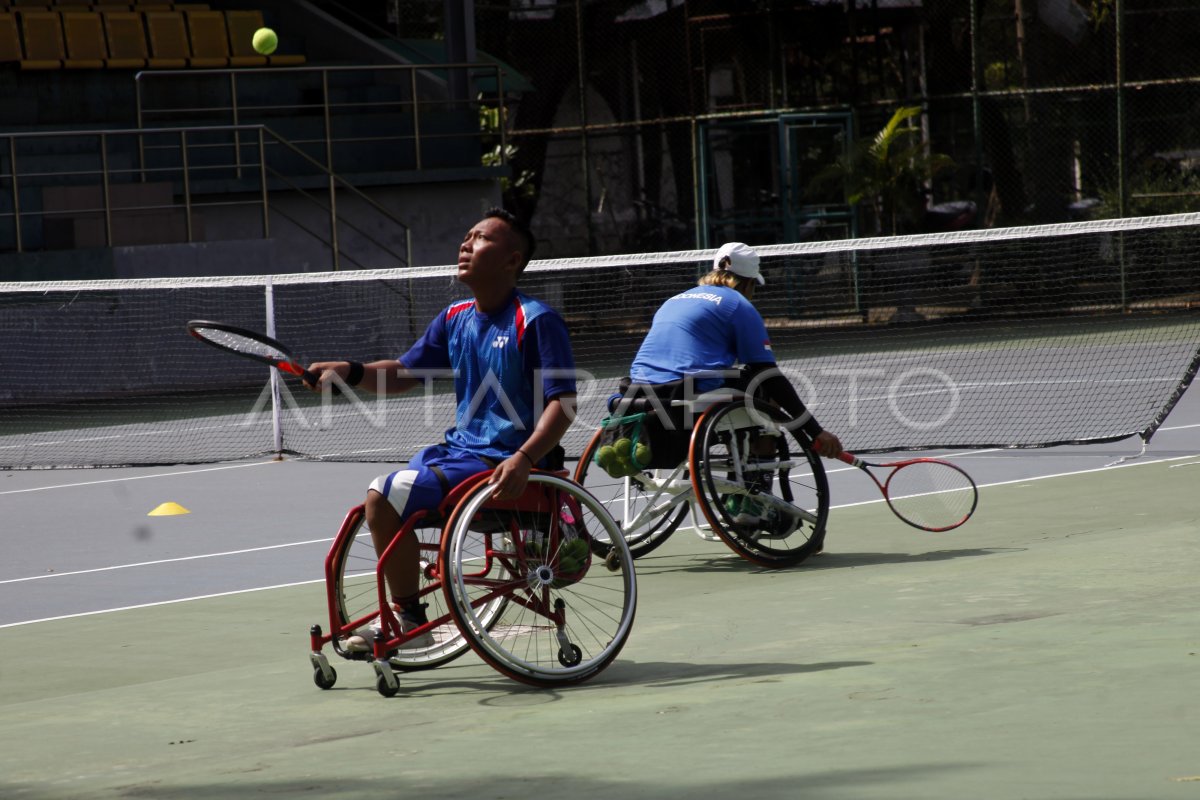 Pelatnas Atlet Tenis Kursi Roda Antara Foto