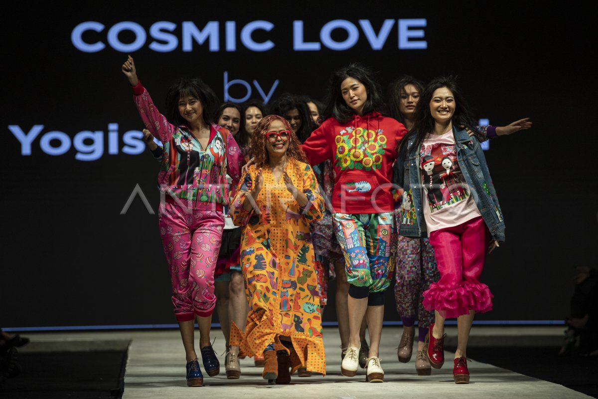 Peragaan Busana Indonesia Fashion Week Antara Foto