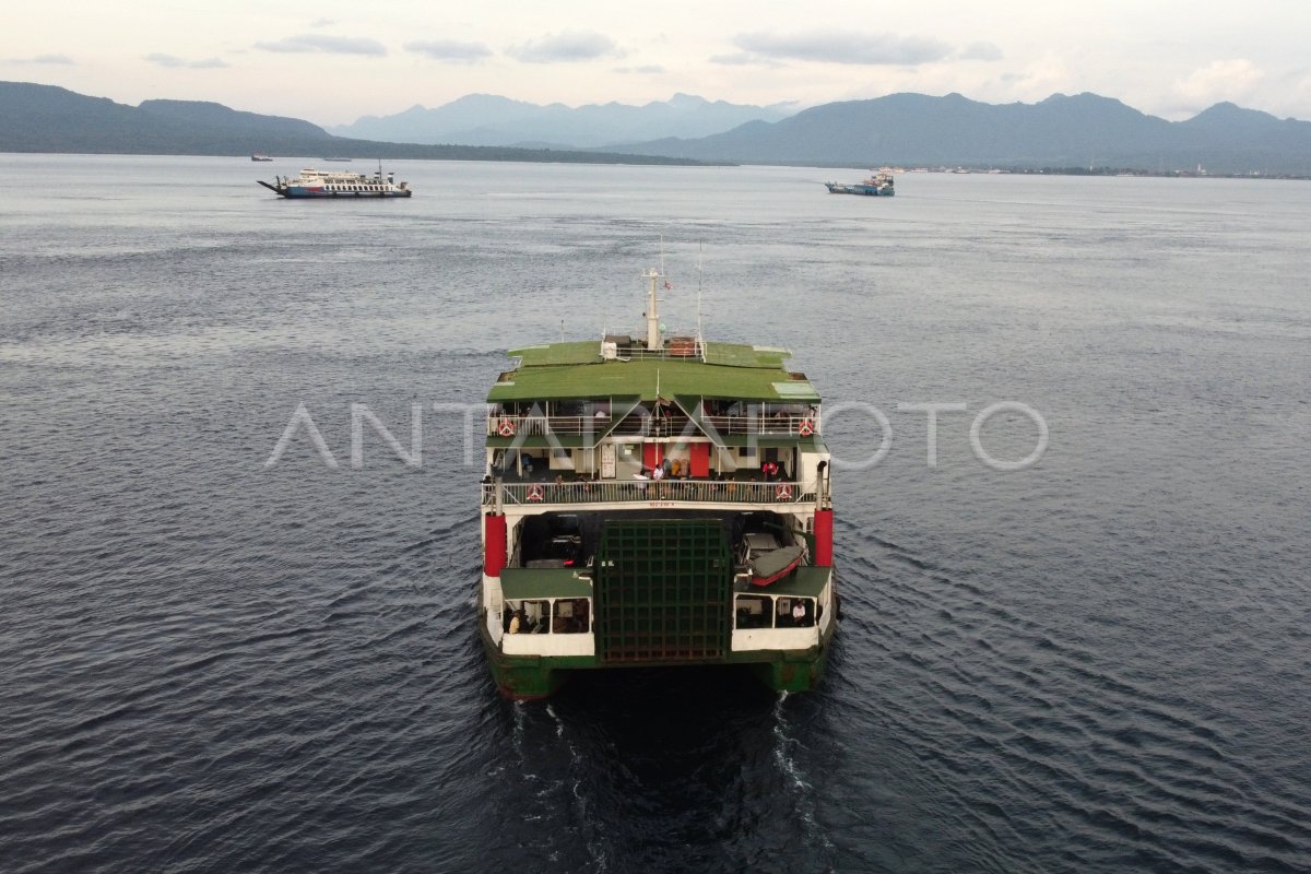 Arus Mudik Di Pelabuhan Ketapang Antara Foto