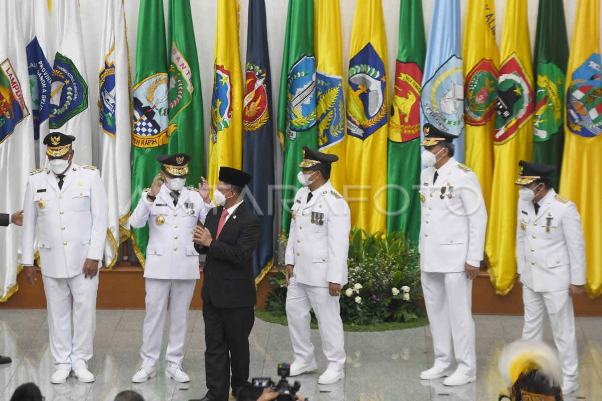 Pelantikan Lima Penjabat Gubernur Antara Foto