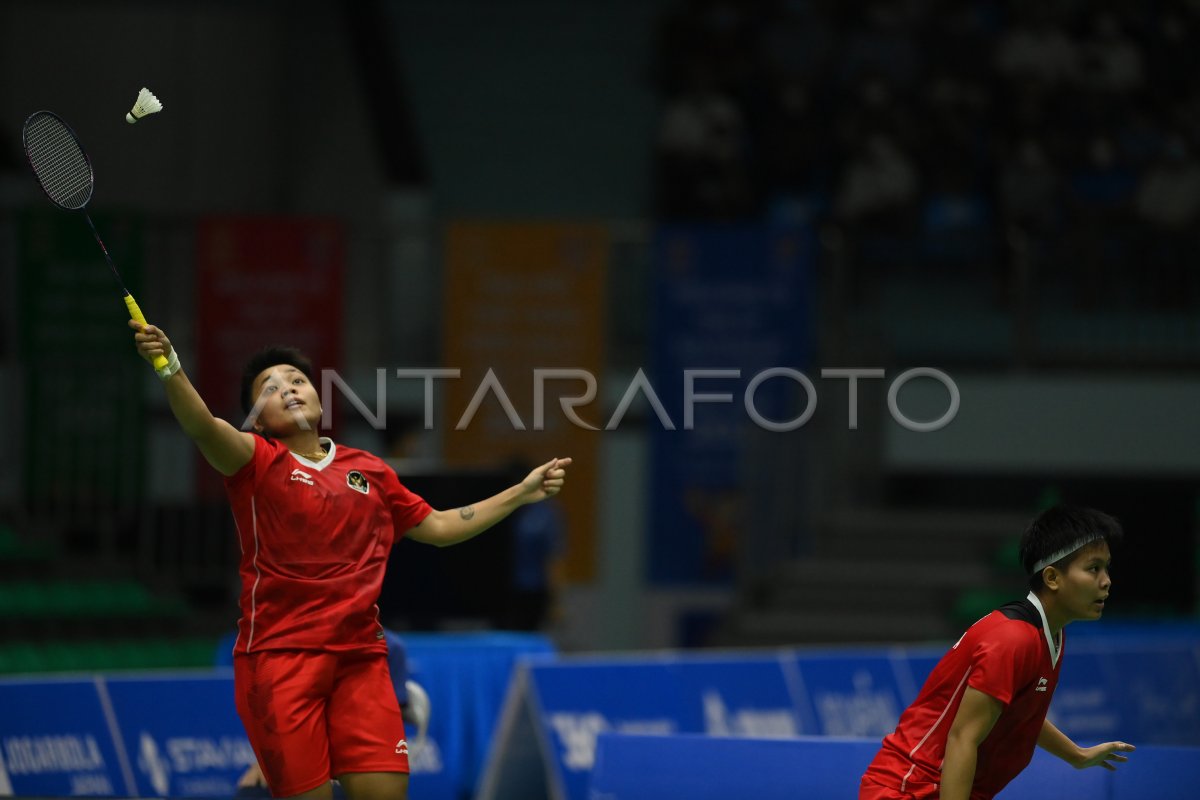 Bulu Tangkis Beregu Putri Indonesia Raih Perak Antara Foto