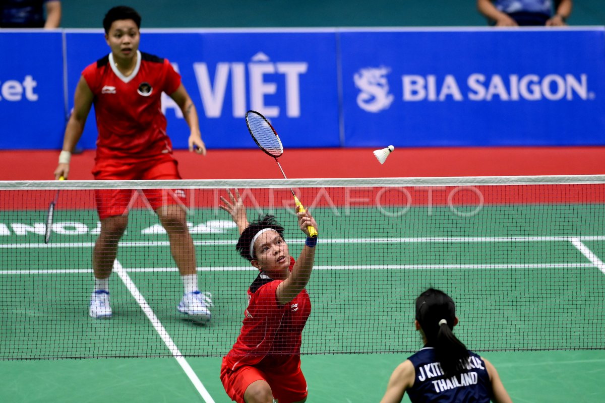 Bulu Tangkis Beregu Putri Indonesia Raih Perak Antara Foto