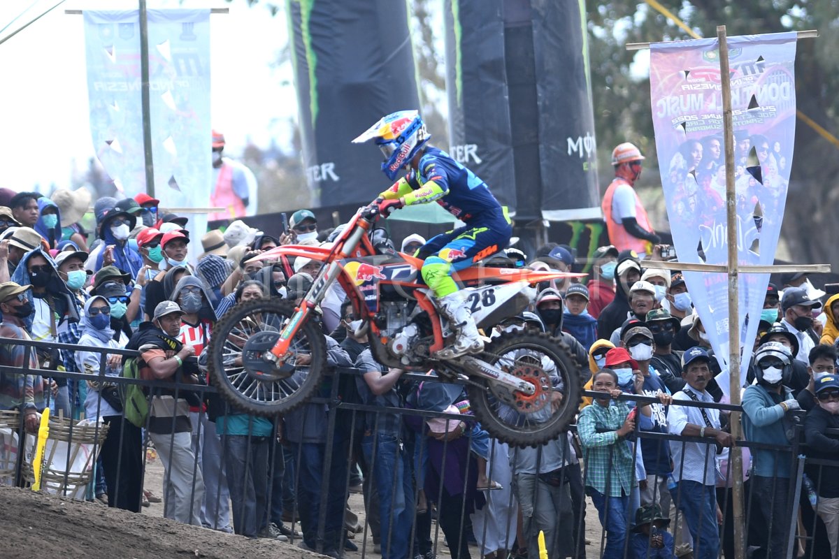 Tom Vialle Pemenang Mx Samota Antara Foto