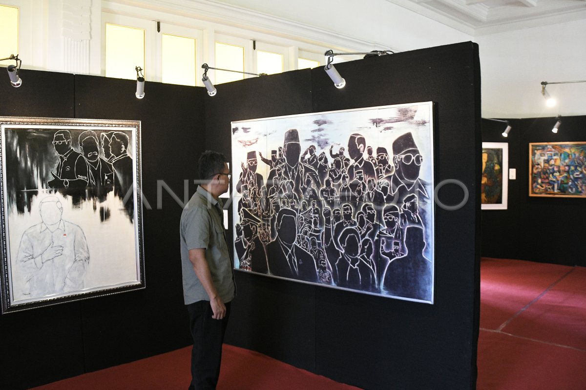 PAMERAN LUKISAN DI GEDUNG JUANG ANTARA Foto