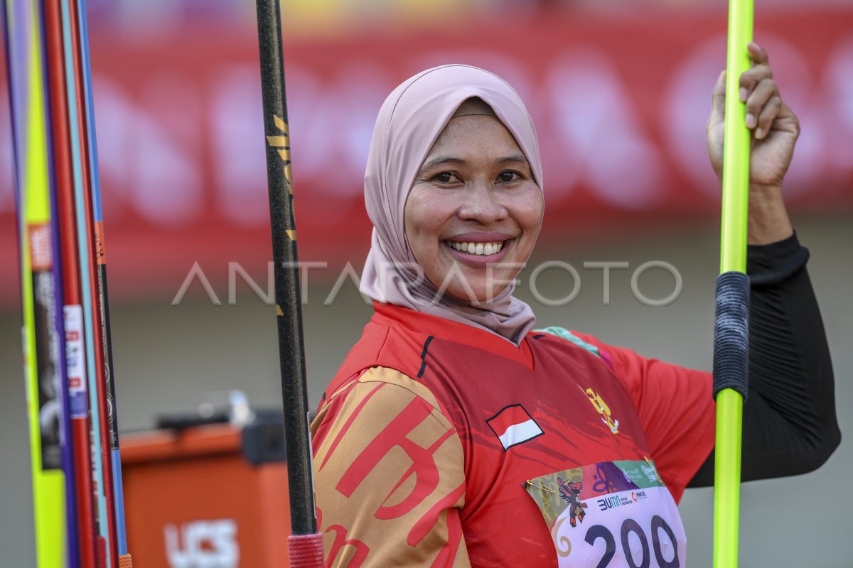 Warmia Raih Emas Lempar Lembing Asean Para Games Antara Foto