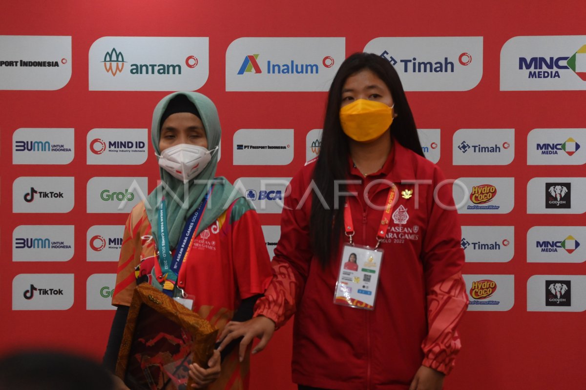 MEDALI EMAS CATUR PUTRI ASEAN PARA GAMES 2022 ANTARA Foto