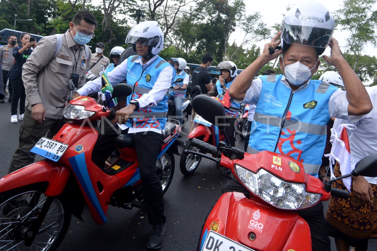 PARADE KONVERSI MOTOR LISTRIK ANTARA Foto