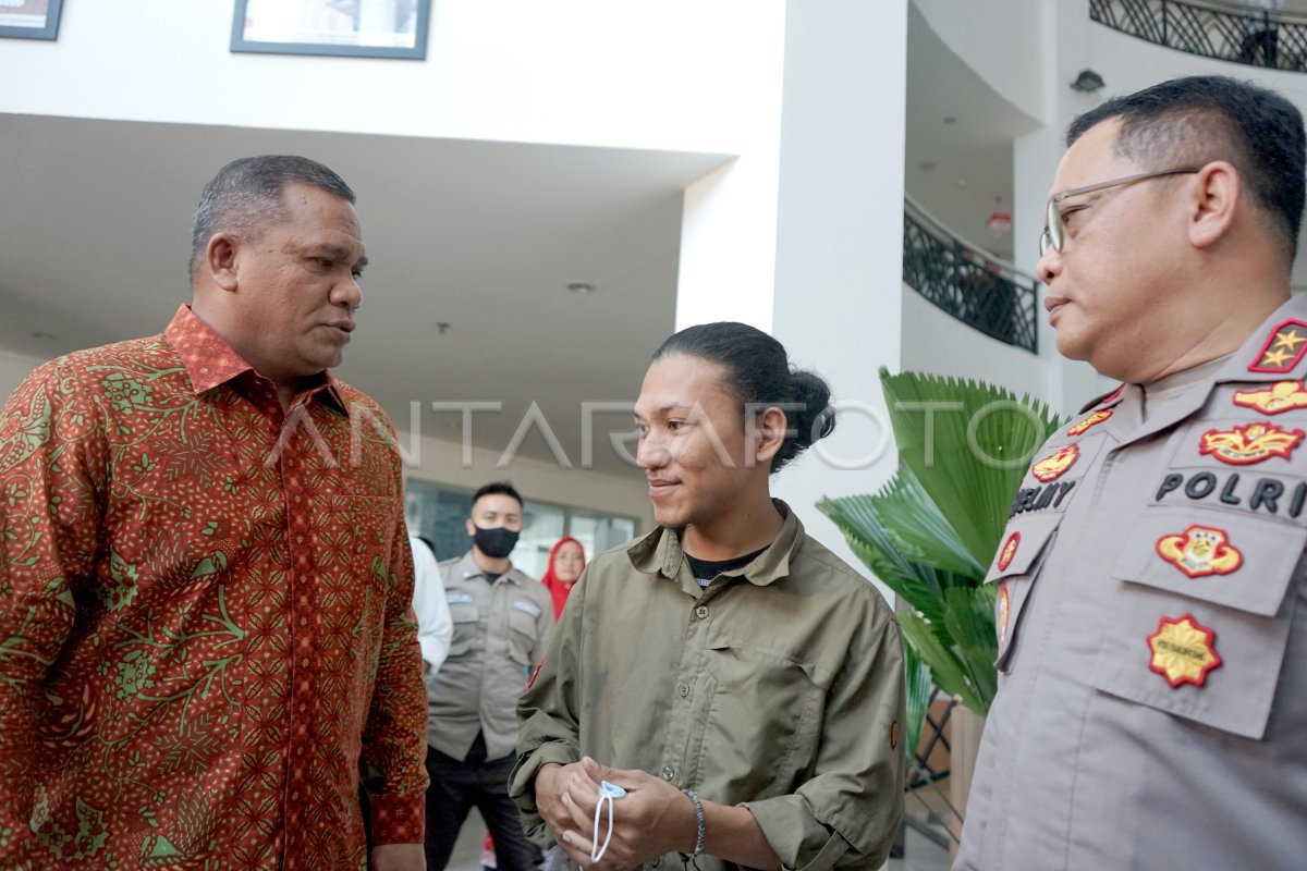 MAHASISWA UNG DIBERIKAN SANKSI DARI REKTORAT ANTARA Foto