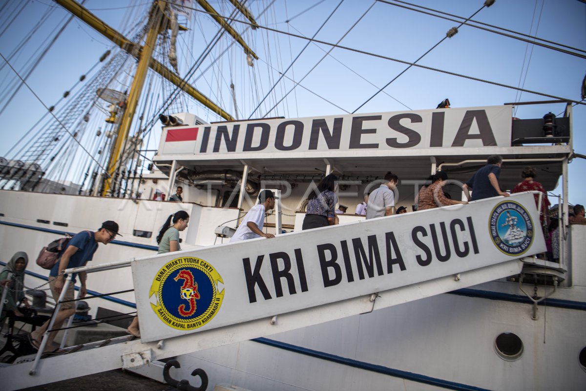 Kri Bima Suci Tiba Di Cairns Australia Antara Foto