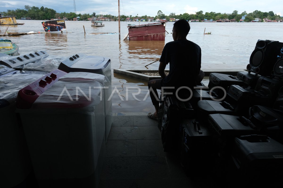 Pasar Sungai Durian Terendam Banjir Antara Foto