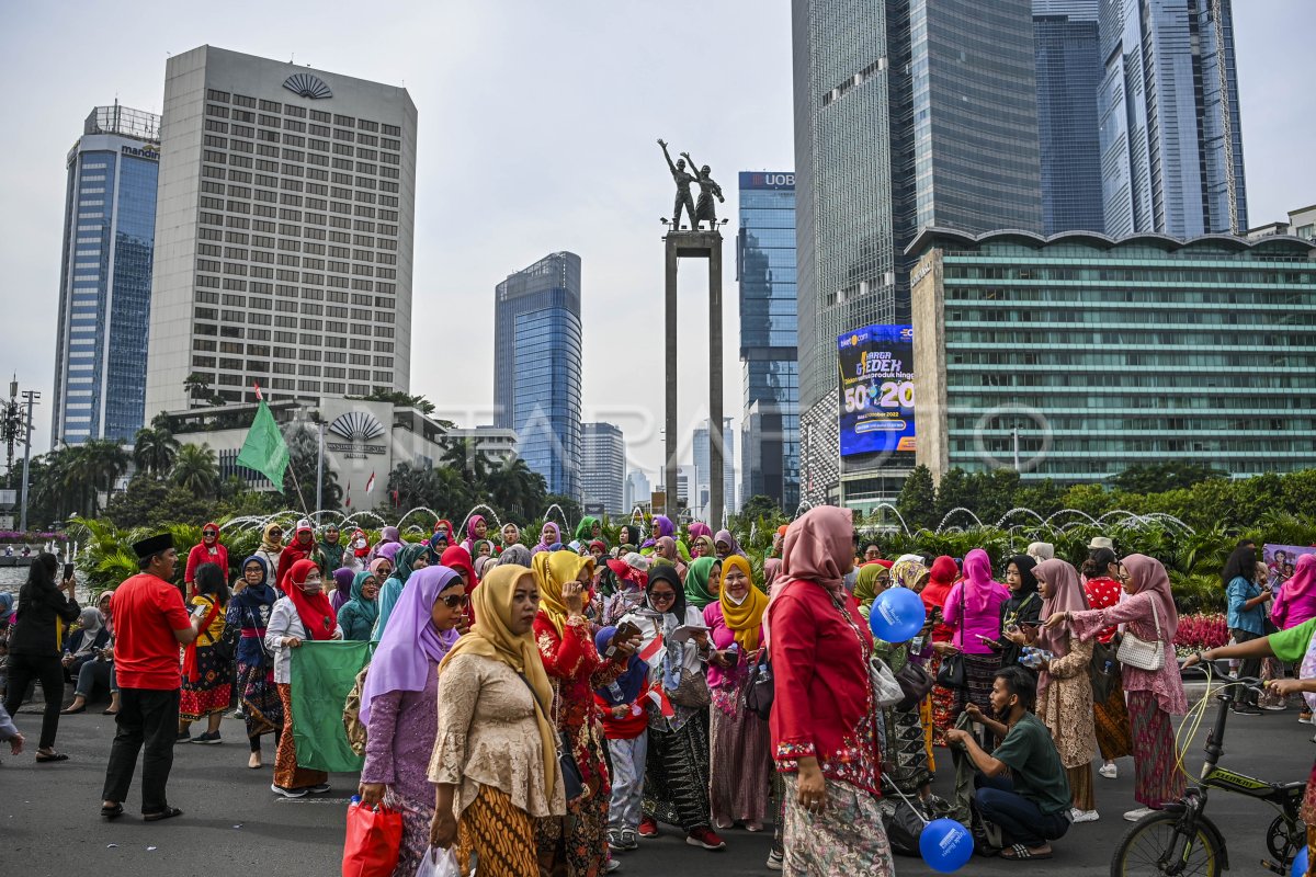 Kampanye Gerakan Kebaya Goes To Unesco Antara Foto