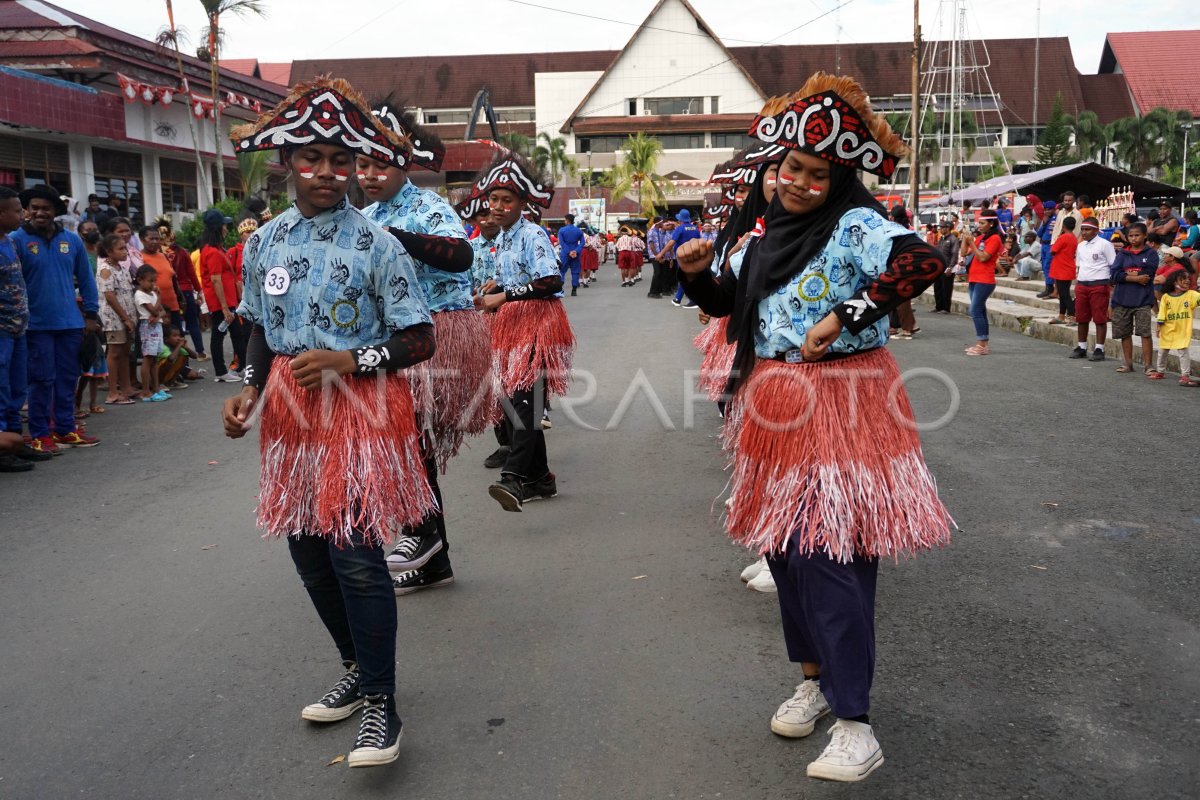 Festival Yosim Pancar Di Papua Barat Antara Foto