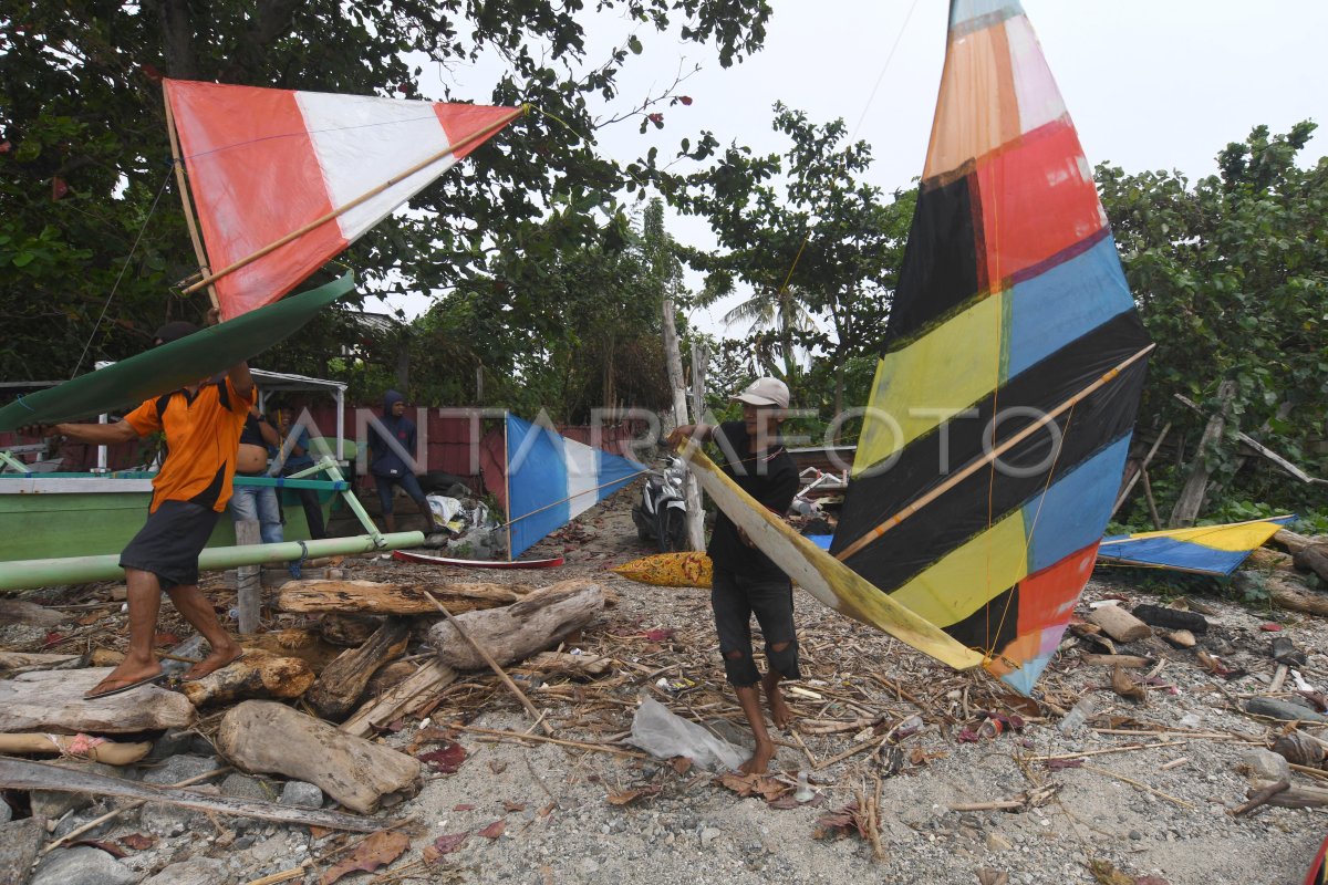 LOMBA PERAHU LAYAR MINI ANTARA Foto