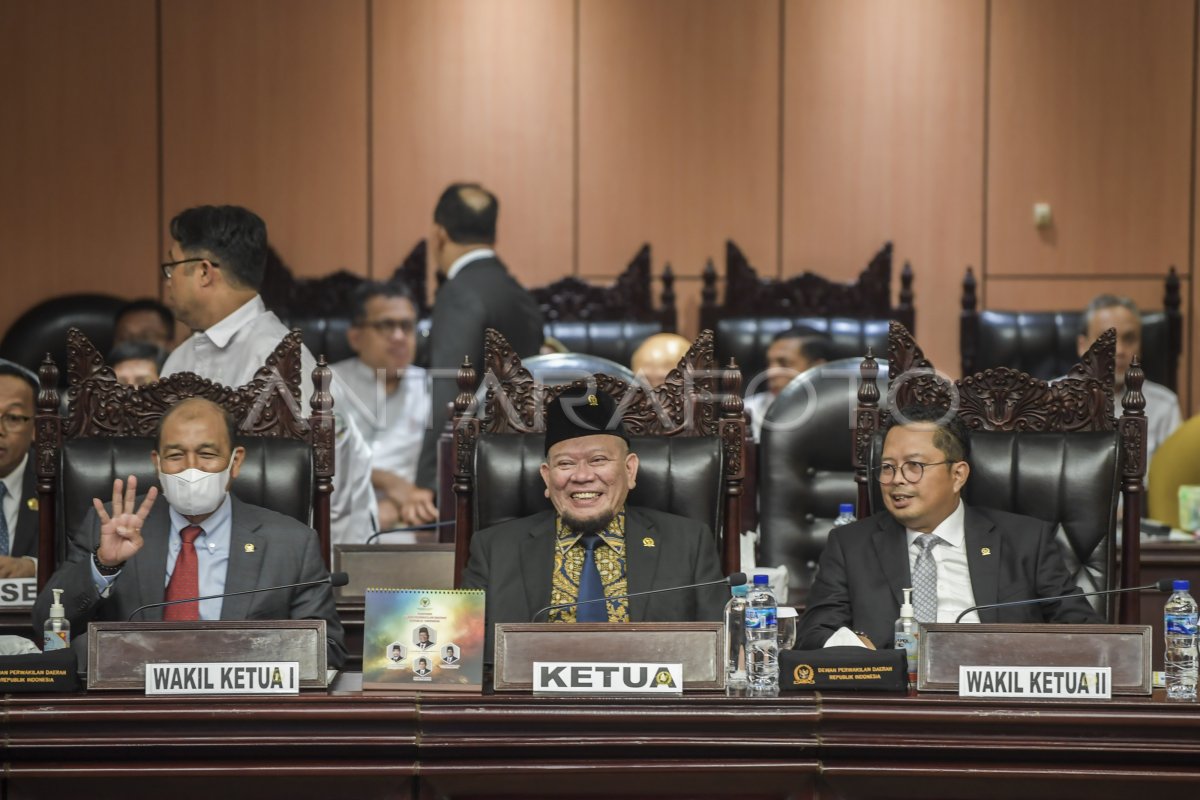 SIDANG PARIPURNA DPD KE 7 ANTARA Foto