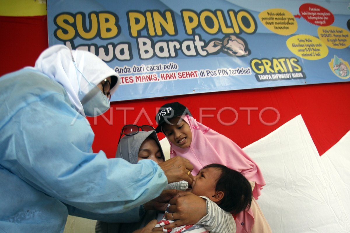 Vaksinasi Polio Serentak Di Jawa Barat Antara Foto