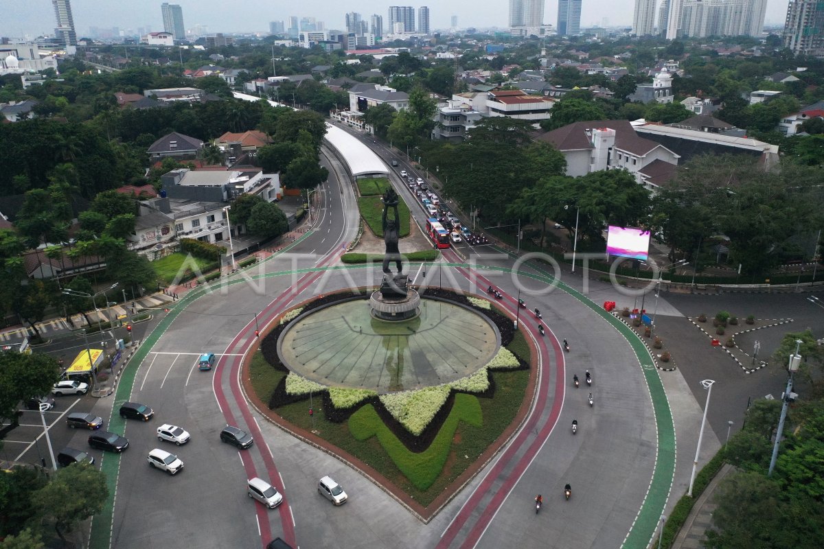 Suasana Lalu Lintas Ibu Kota Di Hari Kedua Lebaran Antara Foto