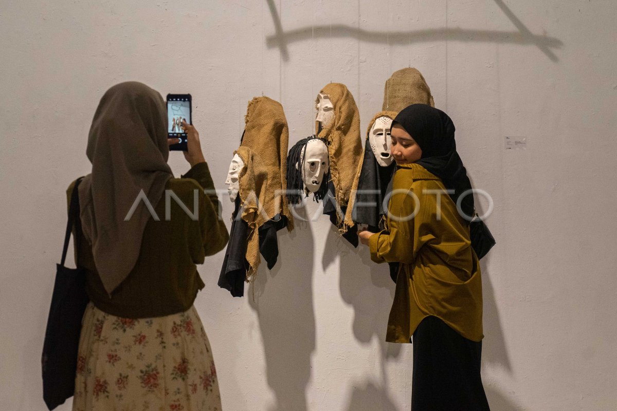 Pameran Seni Rupa Karya Mahasiswa ISI Yogyakarta ANTARA Foto