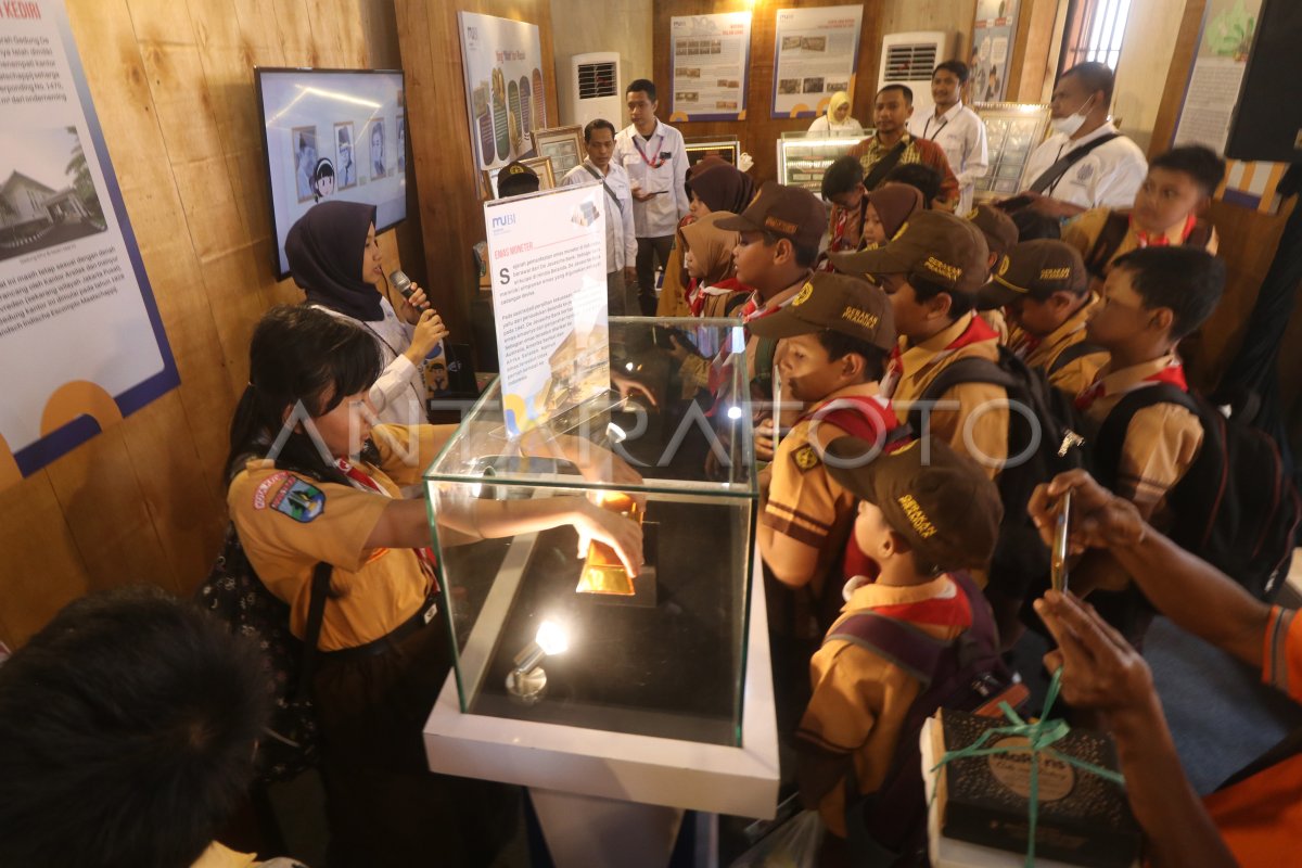 Pameran Uang Kuno Bank Indonesia Antara Foto