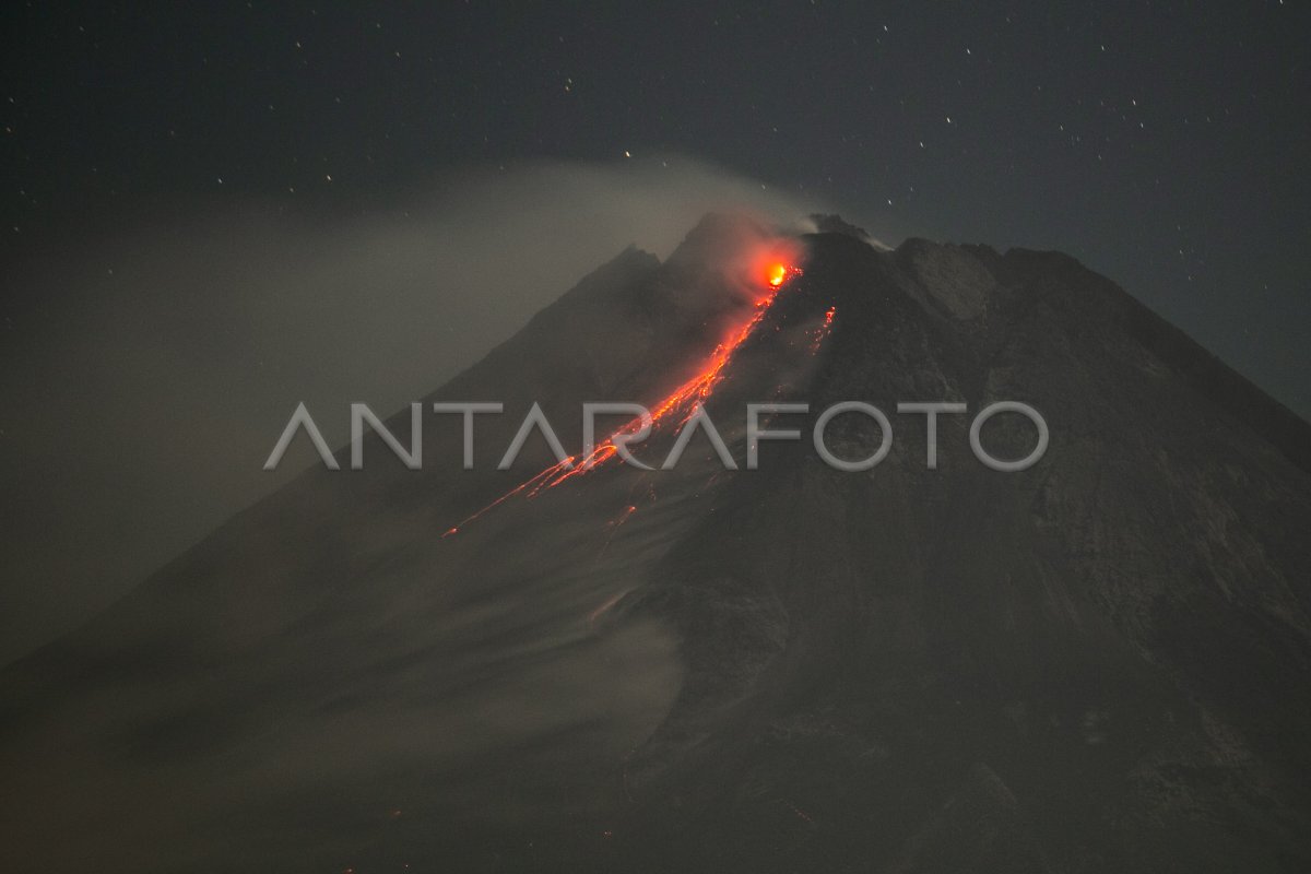 Aktivitas Gunung Merapi Antara Foto