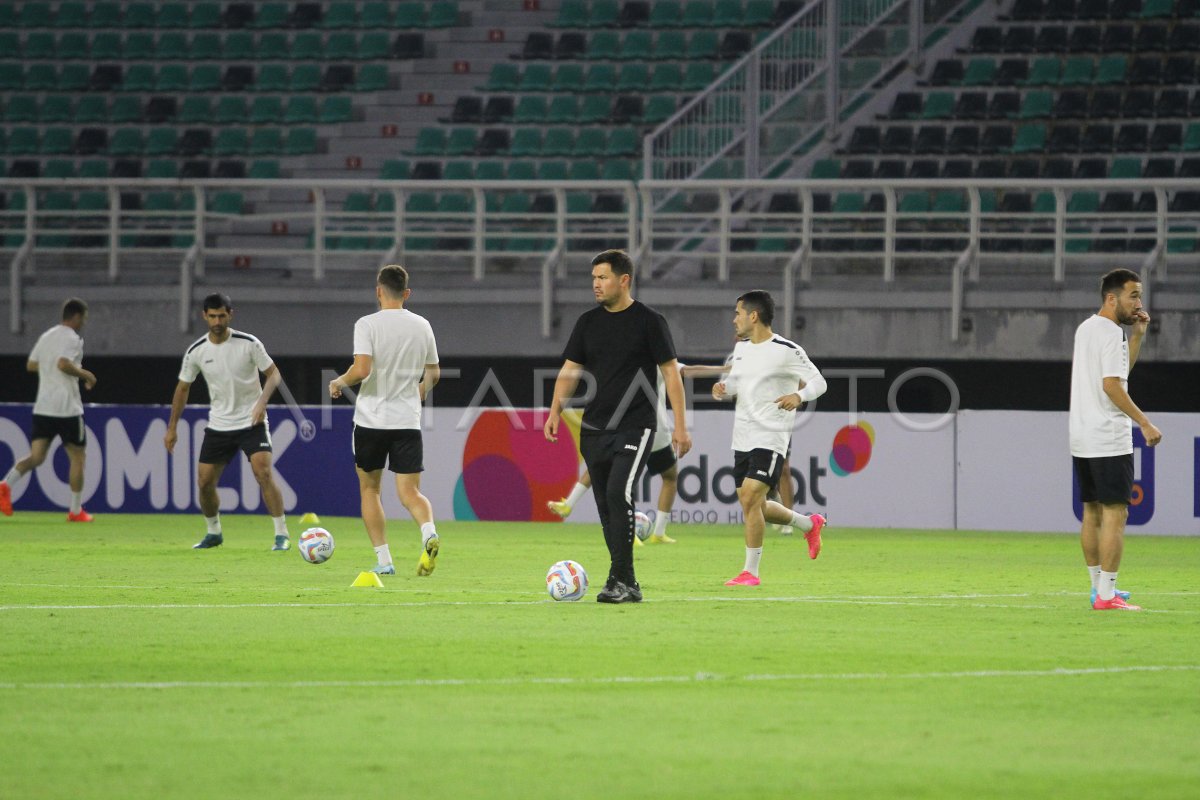 Latihan Timnas Turkmenistan Antara Foto