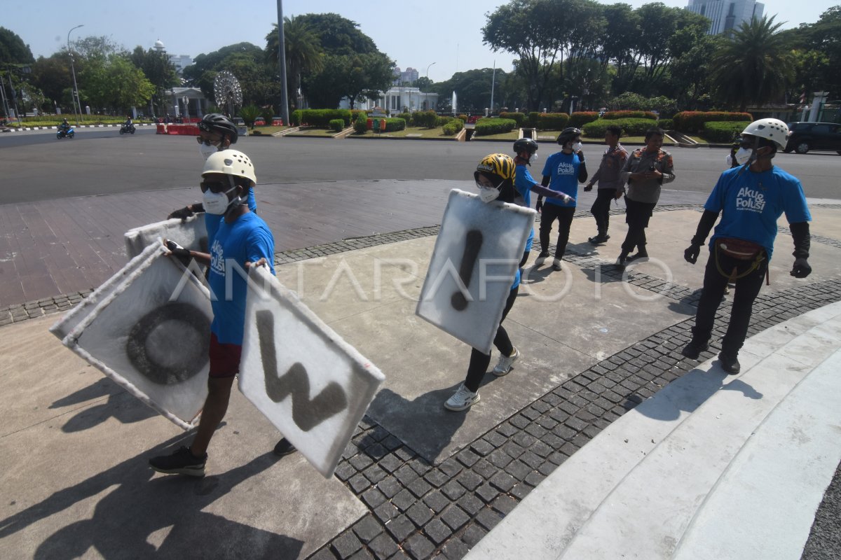 Aksi Greenpeace Indonesia Sikapi Polusi Udara Di Jakarta Antara Foto