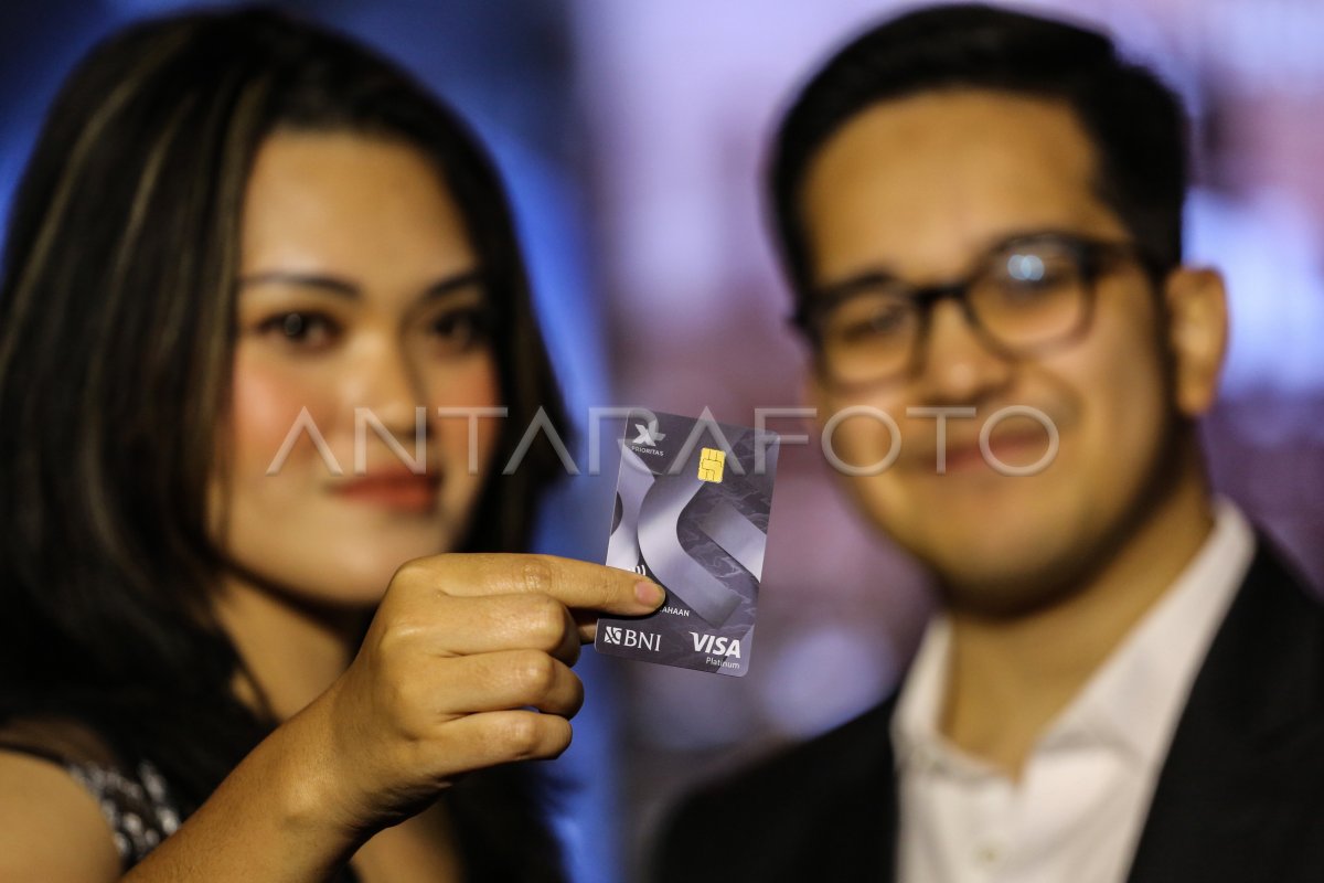 Peluncuran Kartu Kredit Bni Xl Prioritas Platinum Antara Foto