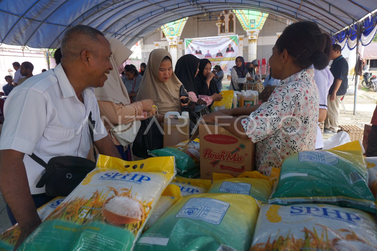 Pasar Murah Jelang Lebaran Di Papua Barat Daya ANTARA Foto