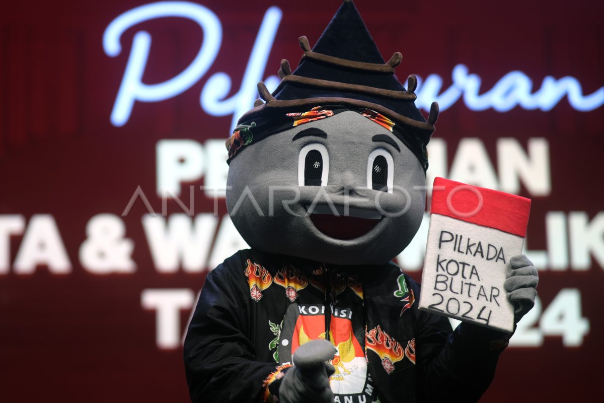 Maskot Pilwali Kota Blitar Antara Foto