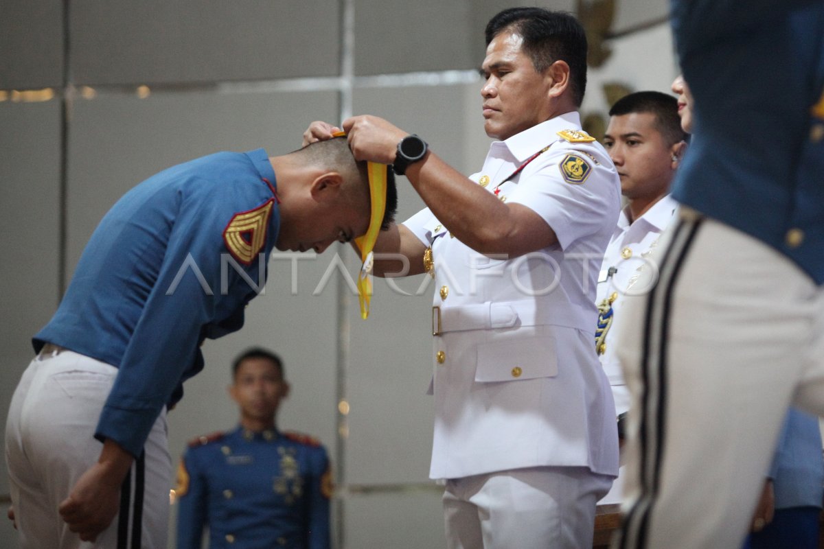 Wisuda Sarjana Taruna Aal Angkatan Ke Antara Foto