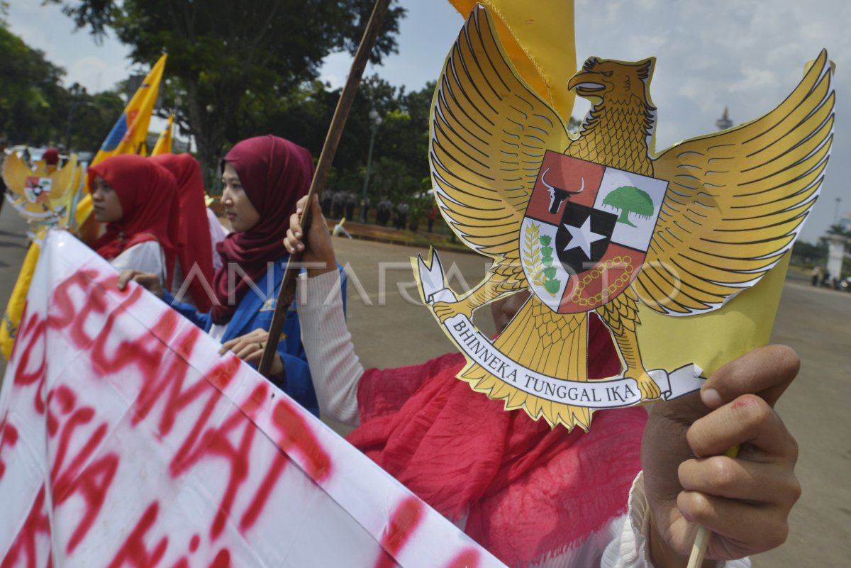 Peringatan Hari Lahir Pancasila Antara Foto