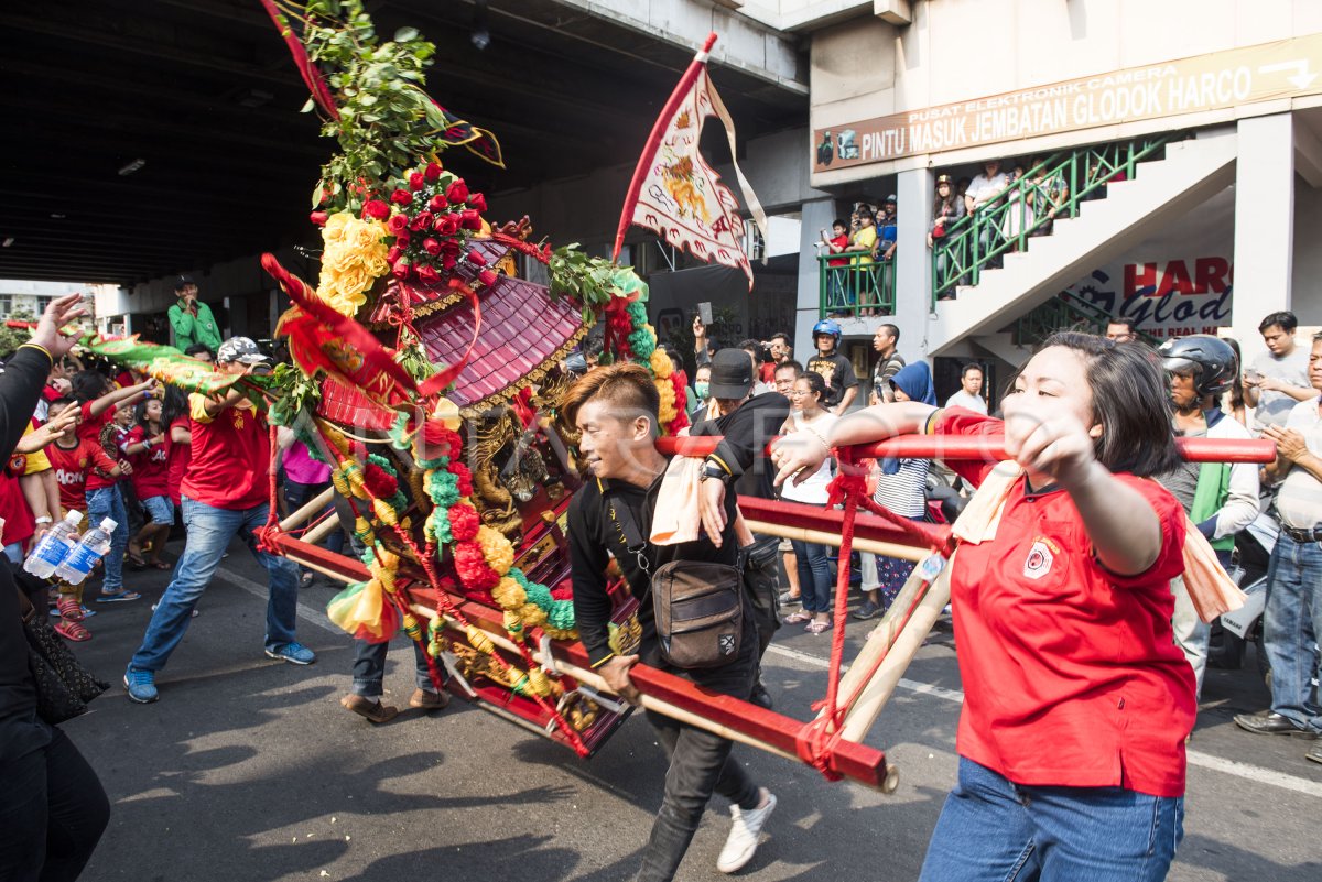 Karnaval Budaya Dan Ruwat Bumi Antara Foto