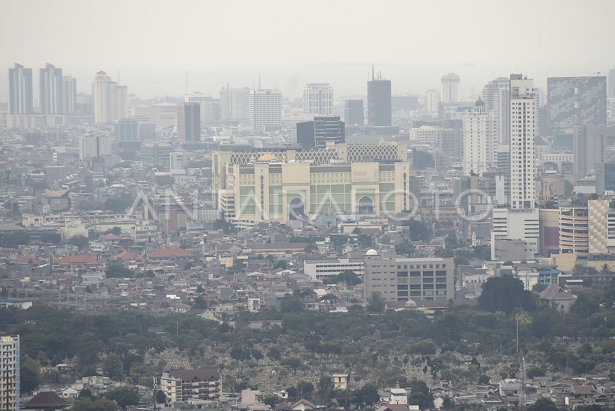 Kebijakan Pengendalian Polusi Udara Jakarta Antara Foto