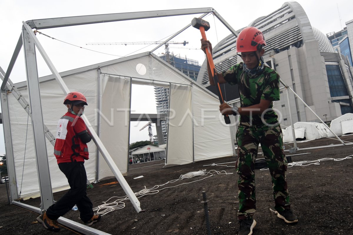 PMI BANGUN GUDANG LOGISTIK PENANGANAN COVID 19 ANTARA Foto