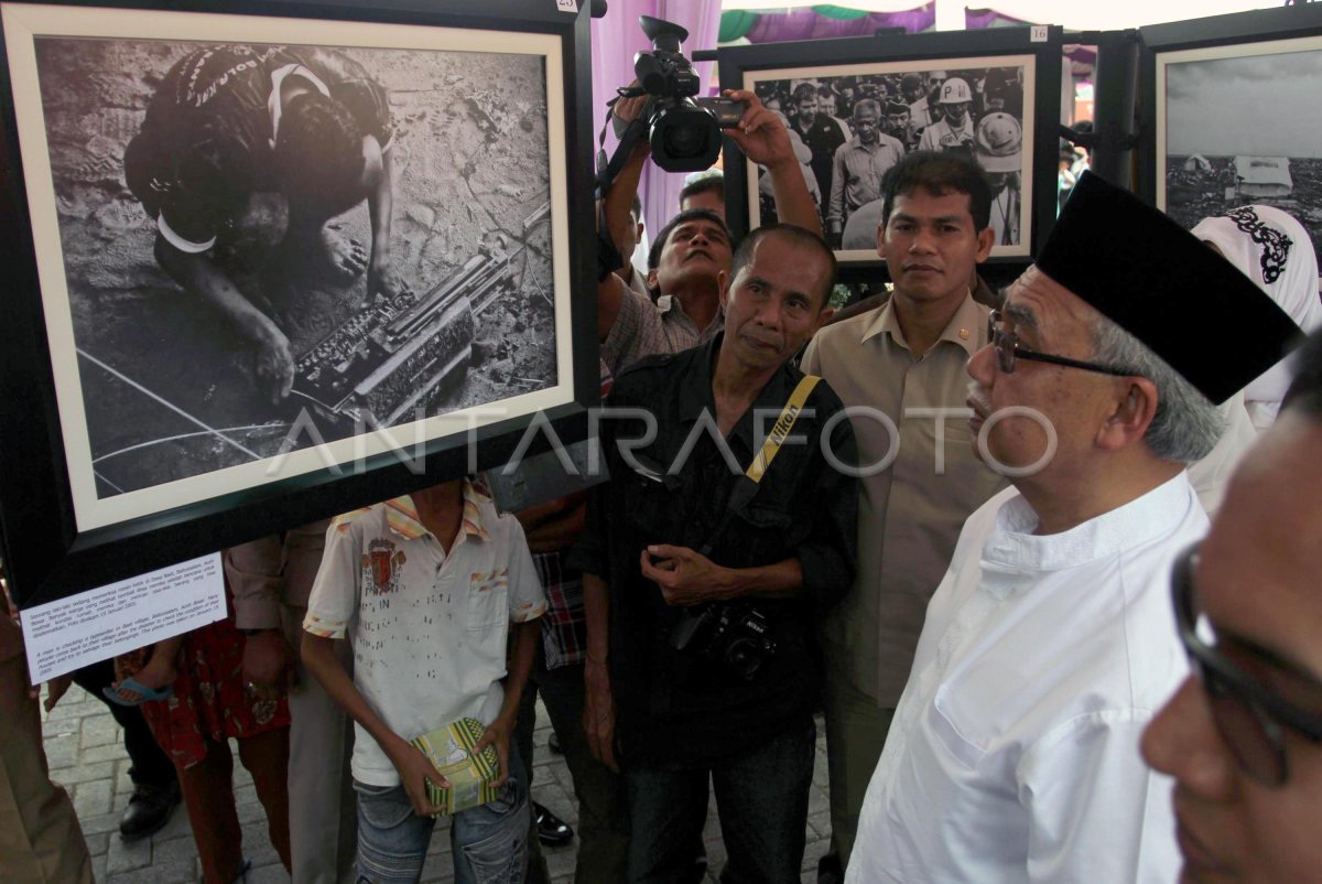 Pameran Foto Tsunami Antara Foto