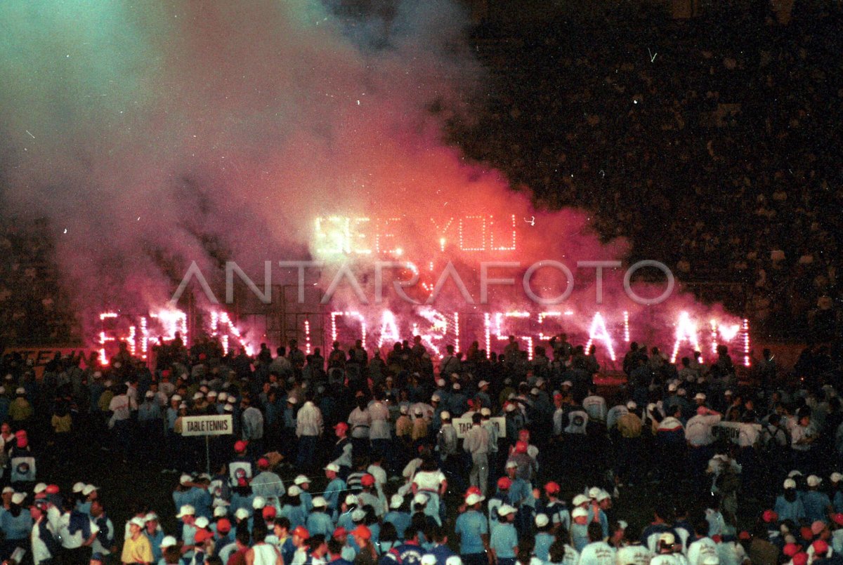 Pesta Penutupan Sea Games Xix Jakarta Antara Foto