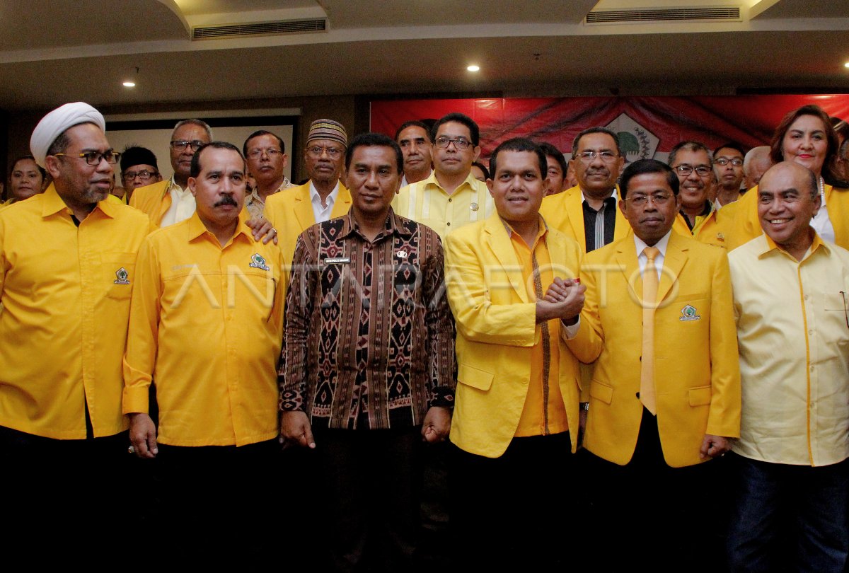 PELANTIKAN PENGURUS DPD GOLKAR NTT ANTARA Foto