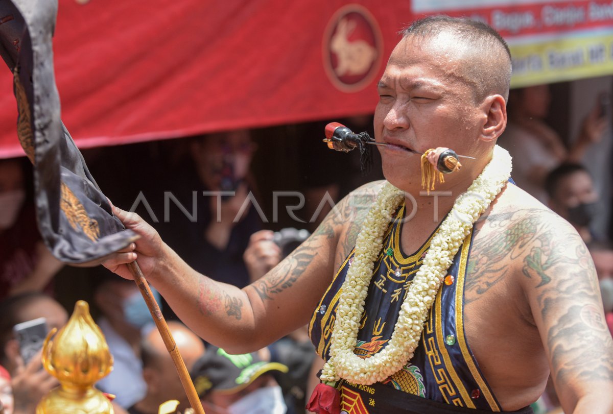 CAP GO MEH PETAK SEMBILAN ANTARA Foto