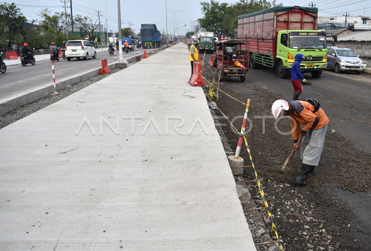 Peninggian Jalan Pantura Antara Foto