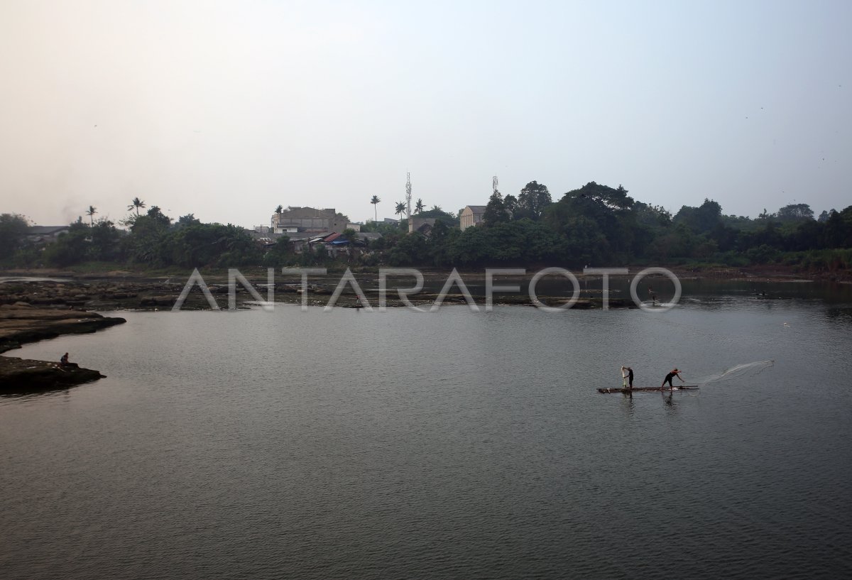 Air Sungai Cisadane Mulai Surut ANTARA Foto