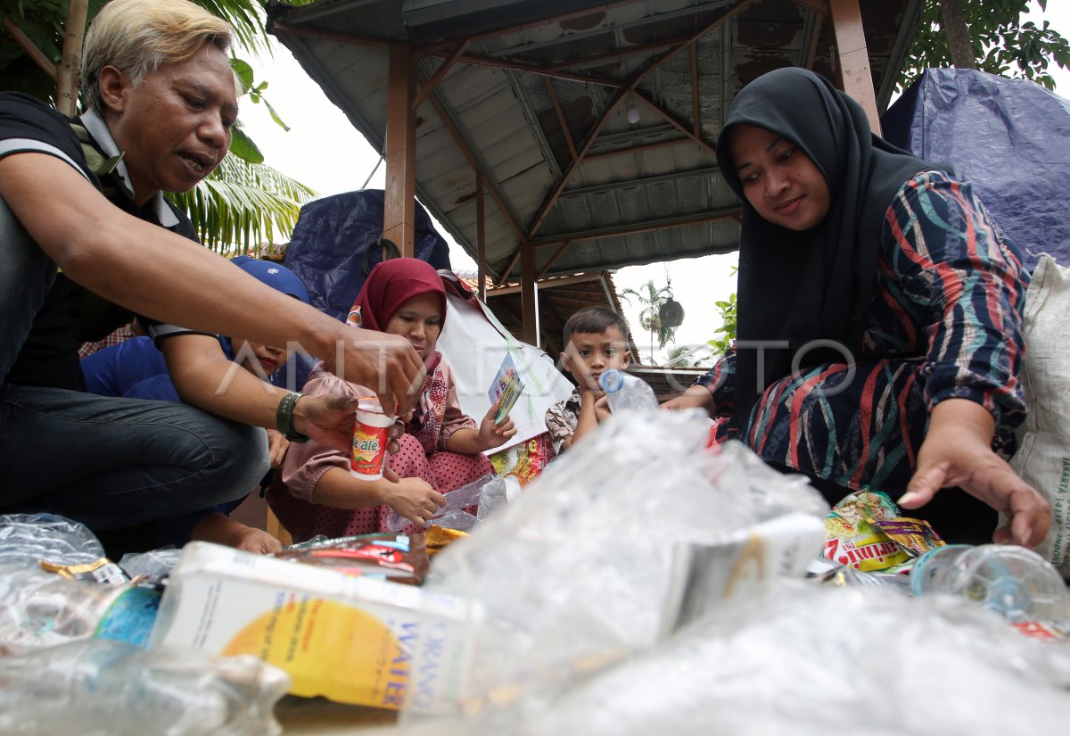 Hari Peduli Sampah Nasional Di Tangerang Antara Foto