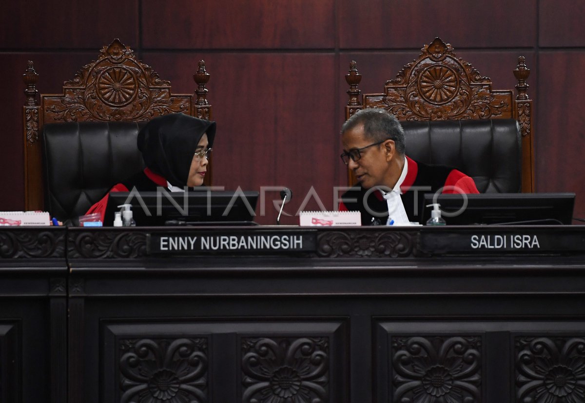 Hari Terakhir Sidang Putusan Sengketa Pileg 2024 ANTARA Foto