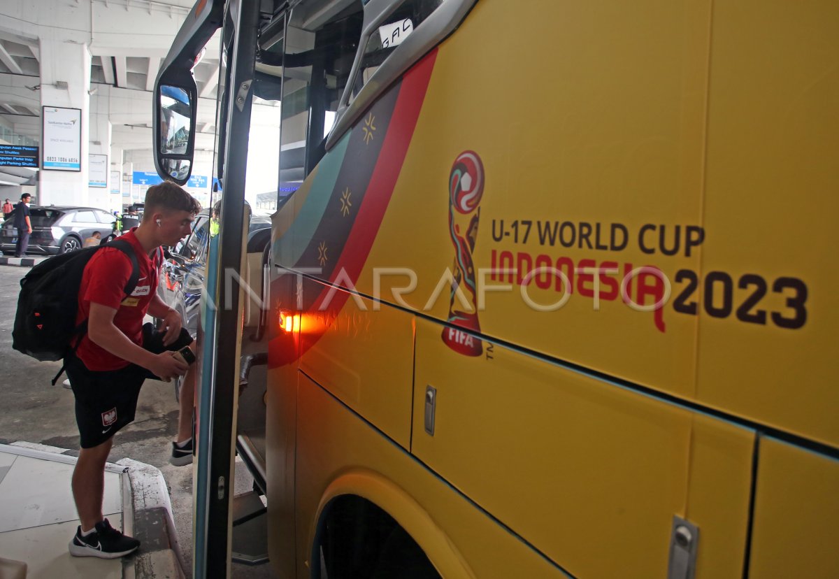 Timnas Polandia U Tiba Di Jakarta Antara Foto