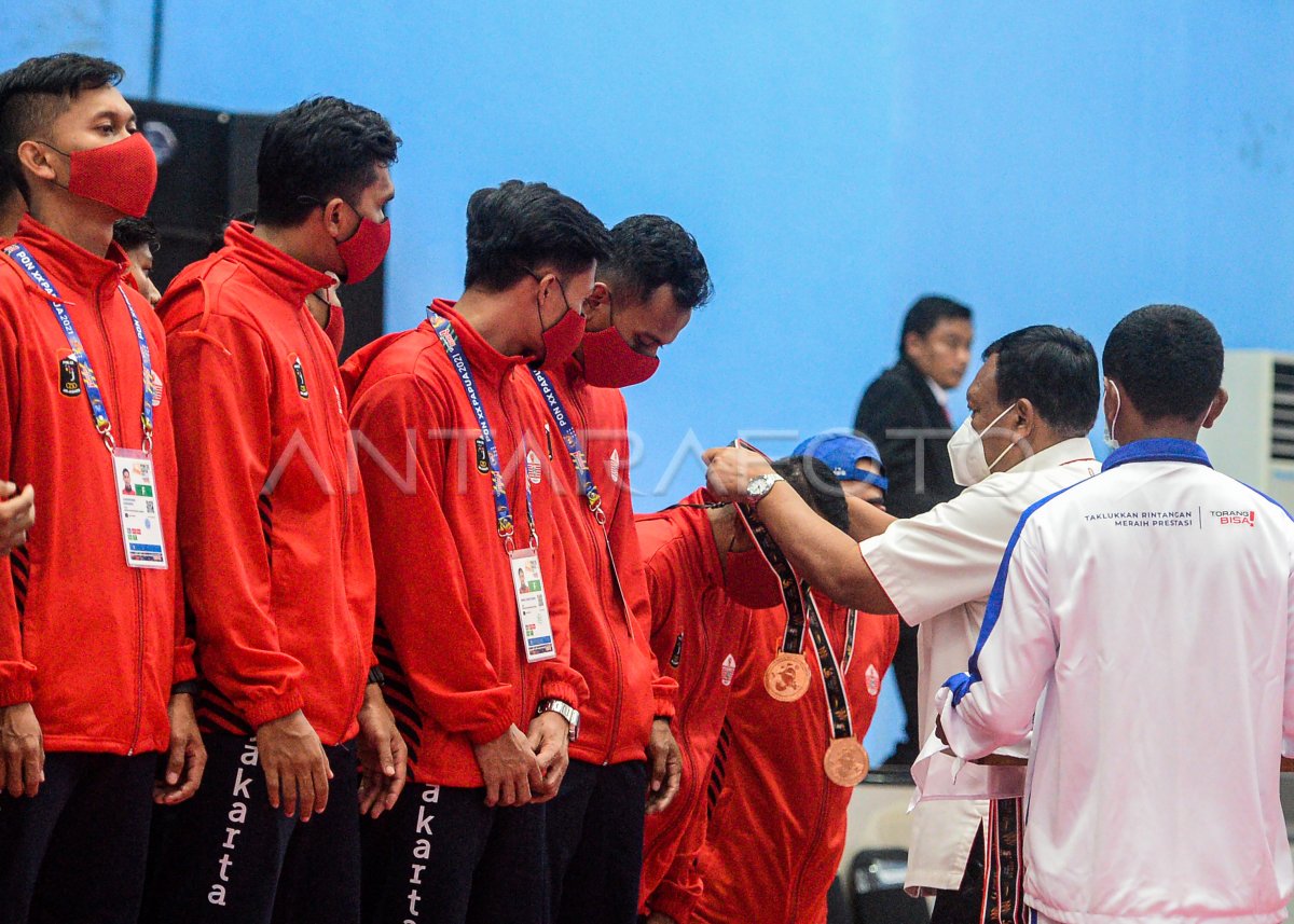 DKI JAKARTA RAIH PERUNGGU SEPAK TAKRAW GANDA PUTRA PON PAPUA ANTARA Foto