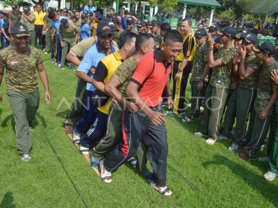 KEBERSAMAAN TNI POLRI ANTARA Foto