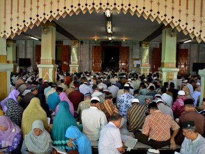 Pengajian Bulan Ramadan Antara Foto