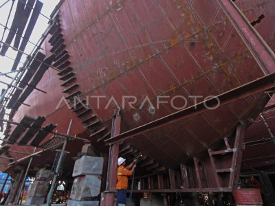 Kapal Tunda Pesanan Pelindo Iii Antara Foto