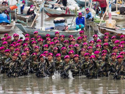 HUT KORPS MARINIR DI SURABAYA ANTARA Foto